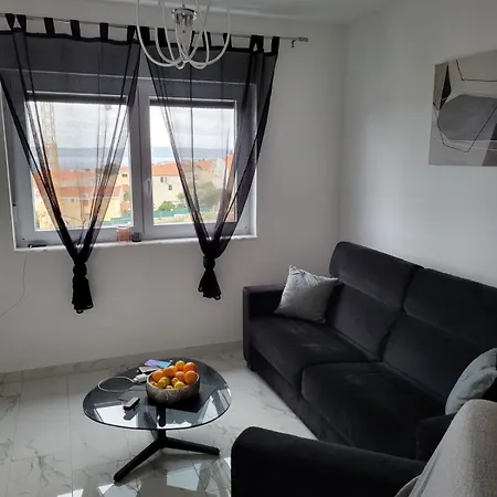 Apartment Mila *