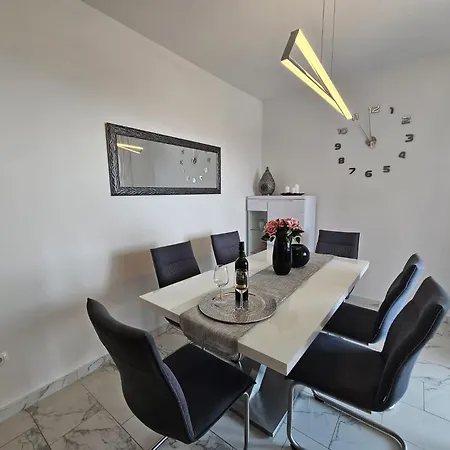 Mila Apartment